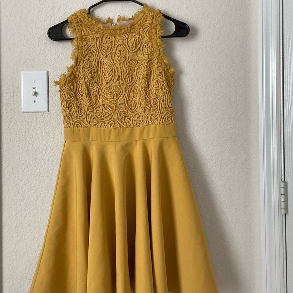 5 for $40 👏Mustard yellow dress size